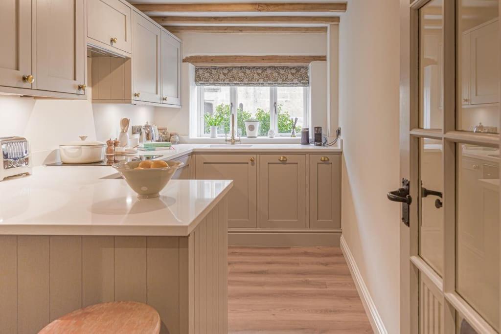 East Barn Cottage - Refurbished Barn Conversion! Weston Subedge 외부 사진