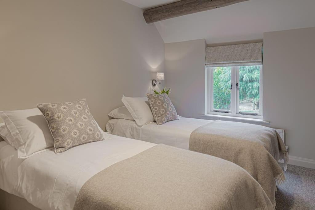 East Barn Cottage - Refurbished Barn Conversion! Weston Subedge 외부 사진